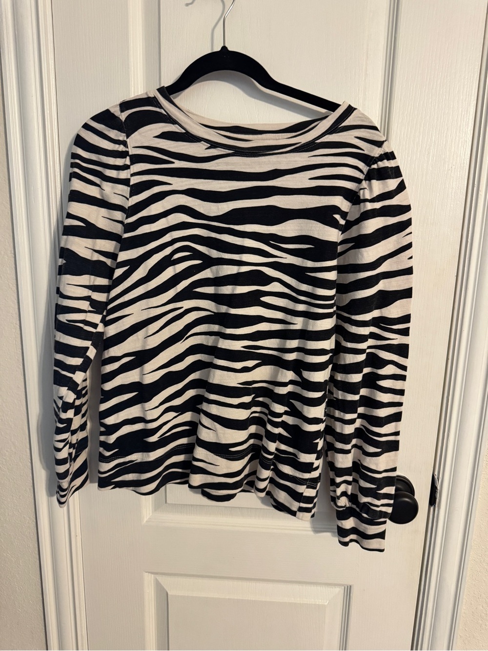 LOFT Black and White Zebra Print Long Sleeve Top